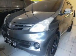 Dijual mobil bekas Toyota Avanza E 2013 di Jawa Timur 4