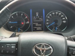 Jual Mobil Bekas Toyota Fortuner VRZ 2018 di DKI Jakarta 5