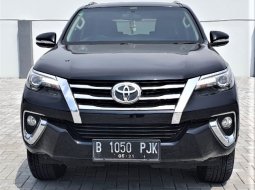 Jual Mobil Bekas Toyota Fortuner VRZ 2018 di DKI Jakarta 2