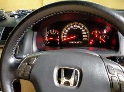 Honda Accord 2004 Jawa Barat dijual dengan harga termurah 2