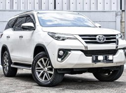 Jual Mobil Bekas Toyota Fortuner VRZ 2018 di DKI Jakarta 1