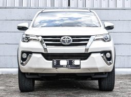 Jual Mobil Bekas Toyota Fortuner VRZ 2018 di DKI Jakarta 2