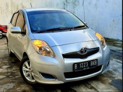 Jual Cepat Mobil Toyota Yaris E 2010 di Semarang Jawa Tengah 4