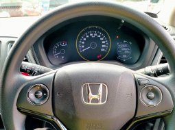 Dijual Mobil Honda HR-V E CVT  2015 di Bekasi 2