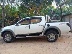 Dijual Mitsubishi Triton GLX 4x4 2011 di Kalimantan Selatan 3