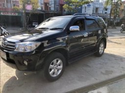 Dijual Mobil Toyota Fortuner G 2011 di Kalimantan Selatan 4