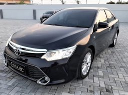 Jual Mobil Bekas Toyota Camry V 2017 di DKI Jakarta 3