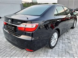 Jual Mobil Bekas Toyota Camry V 2017 di DKI Jakarta 2