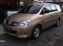 Dijual Cepat Toyota Kijang Innova 2.0 G 2004 Asli AB di DIY Yogyakarta 6