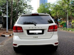 Jual mobil Dodge Journey SXT Platinum 2012 Putih murah di DKI Jakarta 7