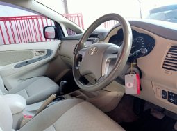 Dijual Cepat Toyota Kijang Innova 2.0 G 2012 di DKI Jakarta 2
