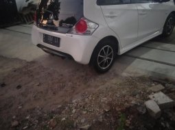 Jual Mobil Bekas Honda Brio Satya E 2014 di Jawa Timur 1