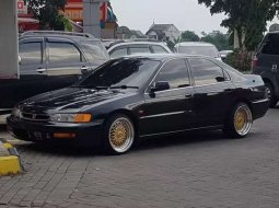 Mobil Honda Accord 1996 dijual, Jawa Timur 7