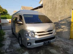 Jual mobil Toyota Hiace High Grade Commuter 2016 bekas, Jawa Tengah 5