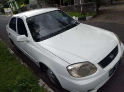 DIY Yogyakarta, jual mobil Hyundai Accent 2004 dengan harga terjangkau 8