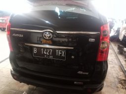 Dijual cepat mobil Toyota Avanza G matic 2010 di Bekasi 3