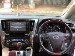 Dijual Mobil Toyota Alphard G 2016 Putih di DKI Jakarta 2