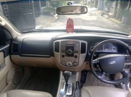 Jawa Barat, jual mobil Ford Escape XLT 2007 dengan harga terjangkau 12