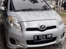 Kalimantan Selatan, Toyota Yaris E 2012 kondisi terawat 1