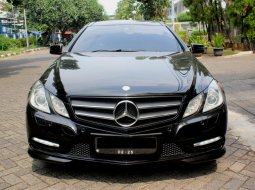 Dijual Mobil Mercedes-Benz E-Class E250 2013 Coupe Hitam di DKI Jakarta 10