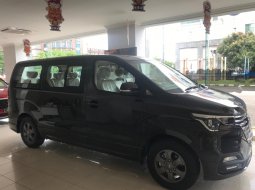 Dijual mobil Hyundai H-1 Elegance 2019 terbaik di DKI Jakarta 2