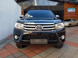 Mobil Toyota Hilux 2017 V dijual, Jawa Timur 4