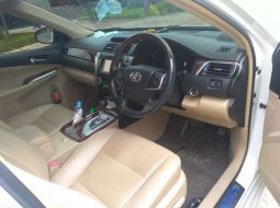 Jual Toyota Camry V 2012 harga murah di Pulau Riau 8