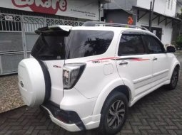 Jual mobil Toyota Rush TRD Sportivo 2016 , Kota Surabaya, Jawa Timur 3