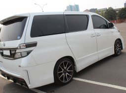 Dijual Cepat Toyota Vellfire 2.5 NA 2013 Putih di DKI Jakarta 7