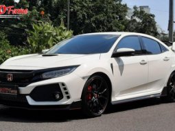Dijual cepat mobil Honda Civic Type R FK8 2.0 Turbo 2018 di DKI Jakarta 10