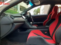Dijual cepat mobil Honda Civic Type R FK8 2.0 Turbo 2018 di DKI Jakarta 8