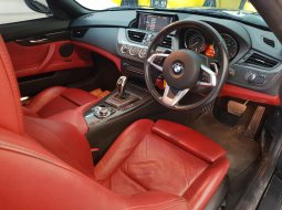 Dijual cepat mobil BMW Z4 sDrive20i Coupe 2014 di Jawa Timur 1