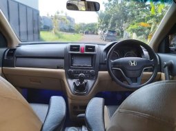 Dijual mobil bekas Honda CR-V 2.0, DKI Jakarta  4