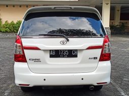 Jual Mobil Bekas Toyota Kijang Innova 2.0 G Manual Bensin 2013 di DIY Yogyakarta 3