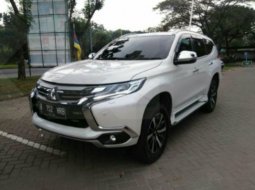 Dijual Mobil Mitsubishi Pajero Sport Dakar 2.4 Automatic 2018 di Tangerang Selatan 6