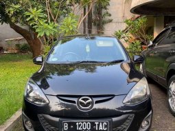 Jual cepat Mazda 2 Sedan 2010 di DKI Jakarta 10