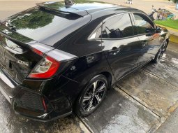 Mobil Honda Civic 2018 Turbo 1.5 Automatic terbaik di Jawa Timur 5