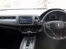 Jual cepat Honda HR-V E CVT 2015 di Aceh 3
