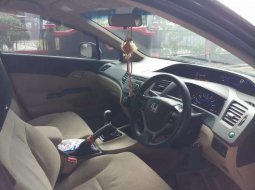 Honda Civic 2012 Lampung dijual dengan harga termurah 3