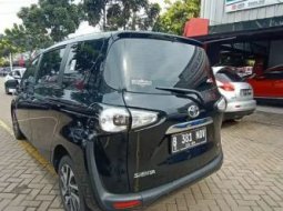 Jual Mobil Bekas Toyota Sienta V 2019 di Tangerang Selatan 4