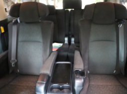 Jual Mobil Bekas Toyota Alphard SC 2012 di Depok 8