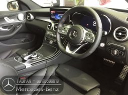 Mercedes-Benz C-Class C300 AMG Putih 2020 (NIK 2020) - Dealer Resmi MercedesBenz Jakarta 3