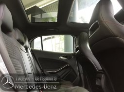 Mercedes-Benz GLA 200 AMG Final Edition Hitam 2020 (NIK 2019) Dealer MercedesBenz Jakarta 1