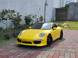 Dijual Porsche 911 Carrera 2015 Kuning di DI Yogyakarta 6