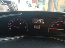 Jual Mobil Toyota Sienta V 2017 DP 15JT di Bekasi 2