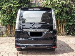 Dijual Mobil Nissan Serena Highway Star 2017 di Tangerang Selatan 3