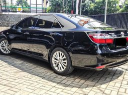 Dijual Mobil Toyota Camry V 2016 di Depok 4