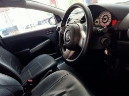 Dijual cepat mobil Mazda 2 R at 2014 di Bekasi  7