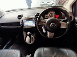 Dijual cepat mobil Mazda 2 R at 2014 di Bekasi  4