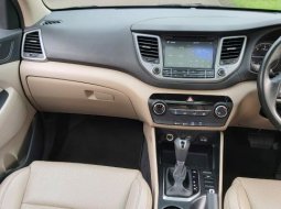 Jual Mobil Bekas Hyundai Tucson 2.0 XG Diesel 2017 di DKI Jakarta 9